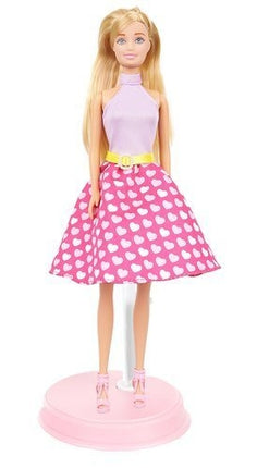 House with clothes + doll