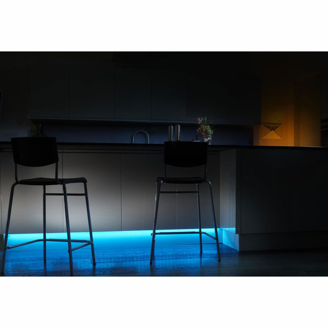 Hue LightStrip Plus V4 2m base kit with plug