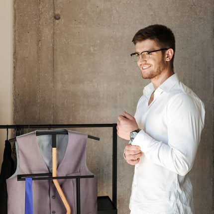 Independent valet