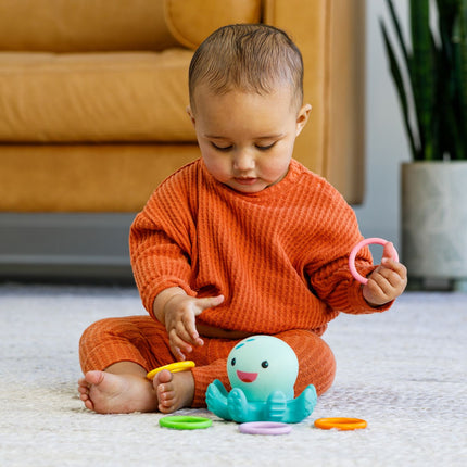 Infantino Light Up Ring Catcher