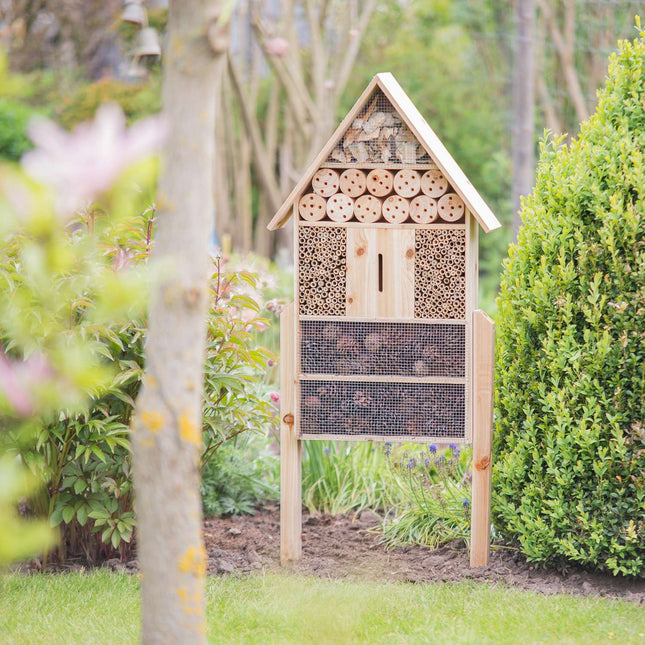 Insect hotel natural size XL