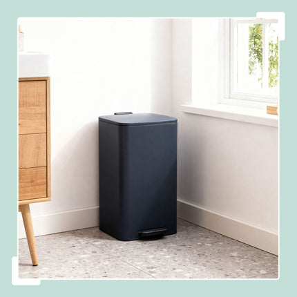 Kitchen Pedal Bin 30L with Soft-Close Lid