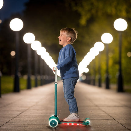 LED Scooter, Green – Adjustable Height, Foldable