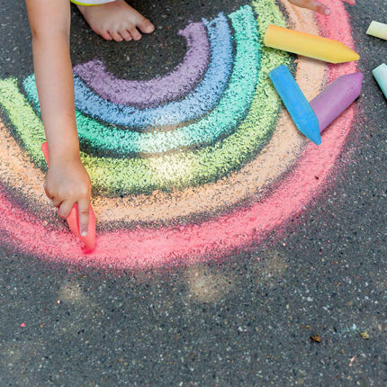 Large, Non-Toxic Chalk Set – 15 Bright Colors