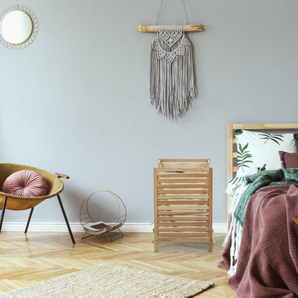 Laundry basket in walnut