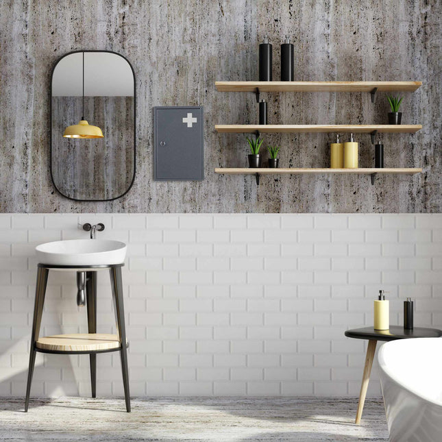 Lockable medicine cabinet