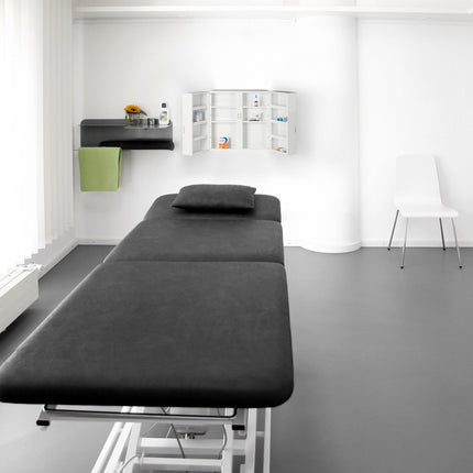 Lockable medicine cabinet