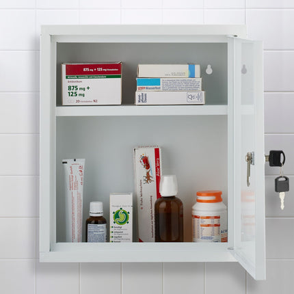 Lockable medicine cabinet