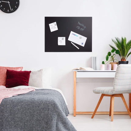 Magnetic board in black glass