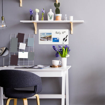 Magnetic board in black glass