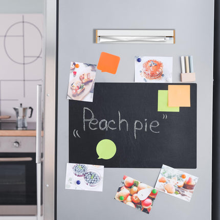 Magnetic foil cutter