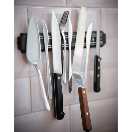 Magnetic strip