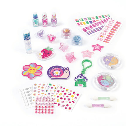 Make It Real Cosmetic Set Just Beyoutiful!