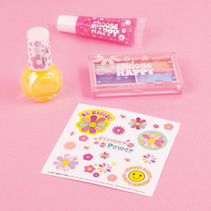 Make It Real Water Bottle With Cosmetics Set "A Taste Of Beauty"