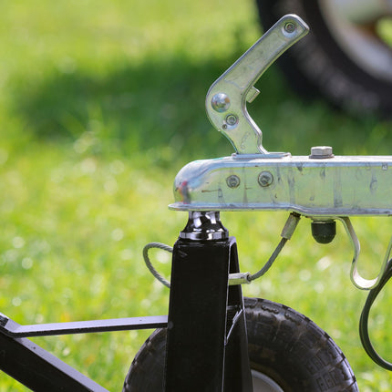 Maneuvering aid for trailers