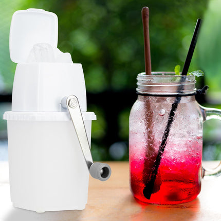 Manual ice crusher