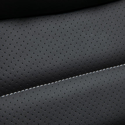 Ergonomic gaming chair with adjustable height and 6 vibration points