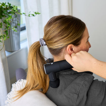 Massage gun Compact Power 3300RPM 1800mAh MG400 Black/Silver