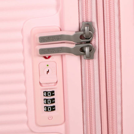 Medium Pastel Pink Suitcase, 67 cm Spinner