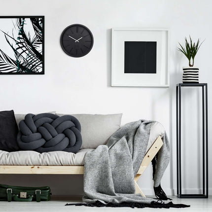 Modern wall clock