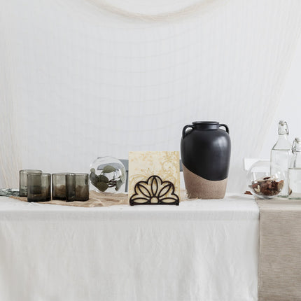 Napkin stand cast iron leaf motif