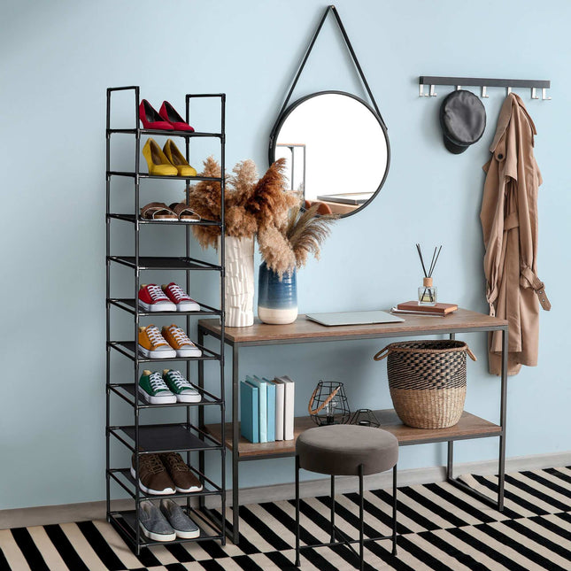 Narrow shoe shelf