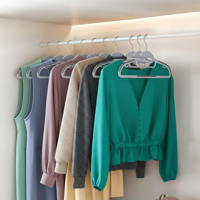 Non-Slip Rubberised Clothes Hangers – Space-Saving Set