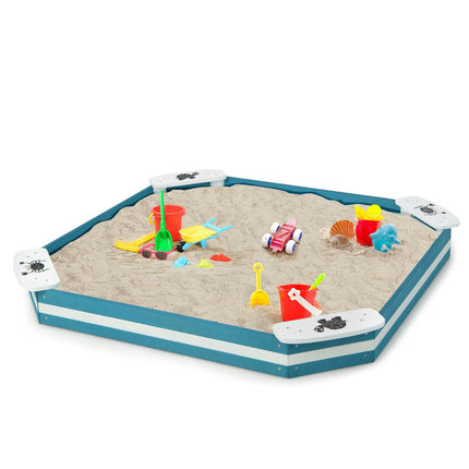 Outdoor Cedar Wood Sandbox With 4 Animal-Pattern Seats