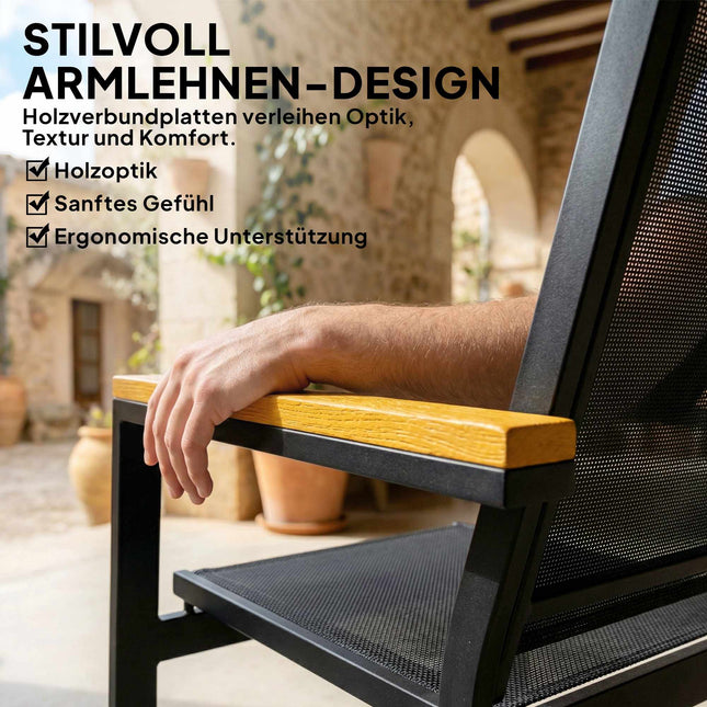 Metalen tuinmeubelset voor 4 personen met bank, stoelen en tafel.