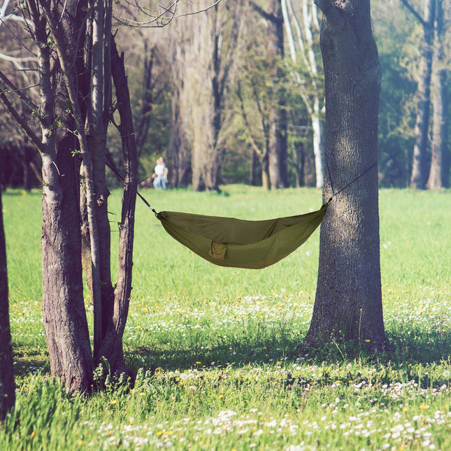 Outdoor hammock
