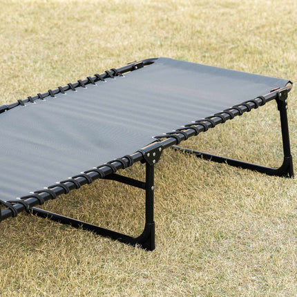 Outsuuny opvouwbare ligstoel tuinligstoel met kussen, zijvak, ligstoel met 5-voudig verstelbare rugleuning, weerbestendige campingligstoel belastbaar tot 120 kg, voor tuinstrandzwembad, grijs