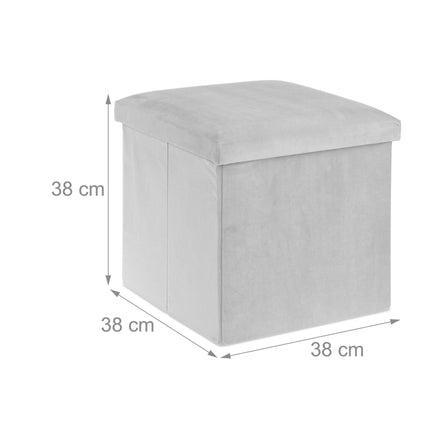 Pallet with storage space