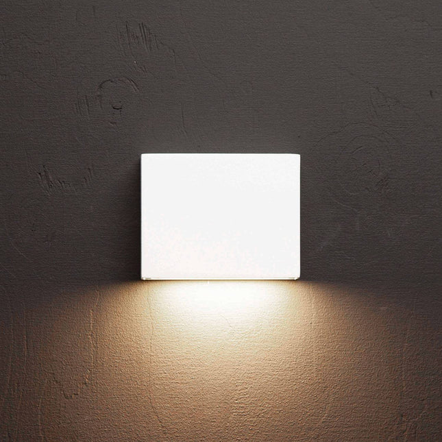 Per I Wall luminaire LED IP54 3000K 4W 210lm White