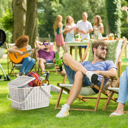 Picnic basket with lid