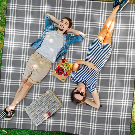 Picnic blanket 200 x 200 cm checkered