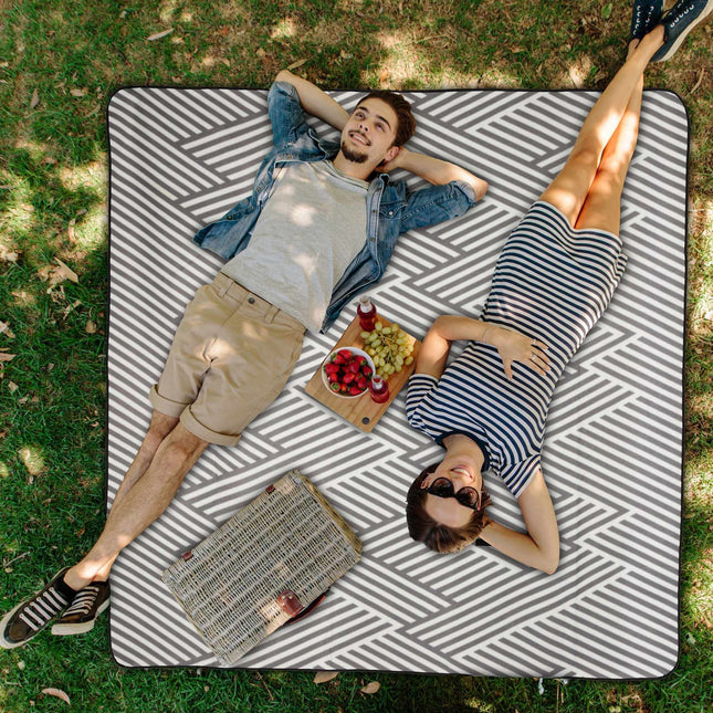 Picnic blanket 200 x 200 cm striped