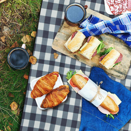 Picnic blanket 300 x 200 cm checkered