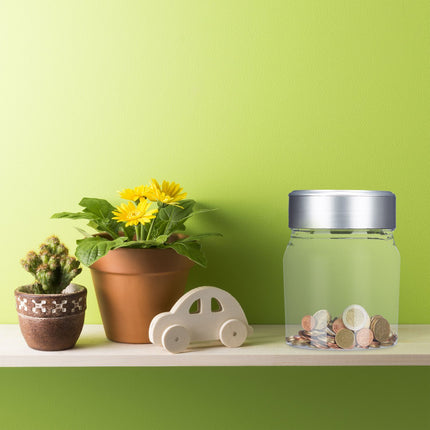 Piggy bank with counter