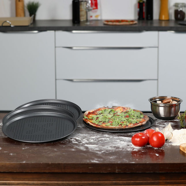 Pizza plate perforated set
