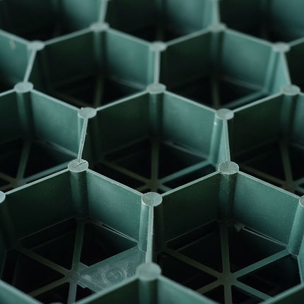 Plastic Lawn Grid for Driveways and Paths, Easy Install