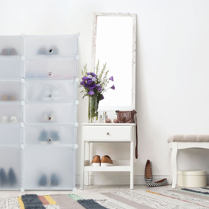 Plastic shoe shelf with 12 compartments