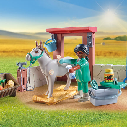 Playmobil Country Farmyard Vet 71471