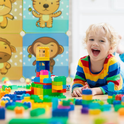 Plug-in system for children's shelf