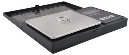 Pocket scale 200 x 0.01g with a flap