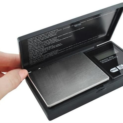 Pocket scale 200 x 0.01g with a flap