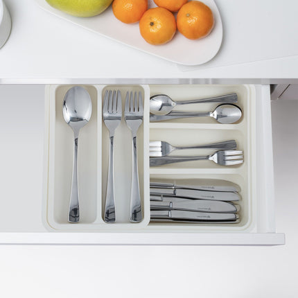 Pull-out cutlery tray