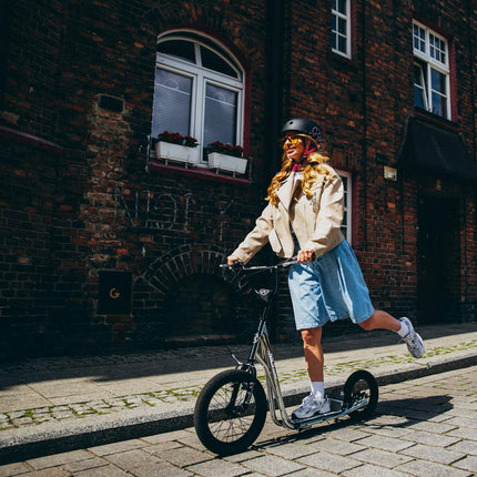 Pumped Wheels Scooter, 16/12 Inch, Adjustable Height