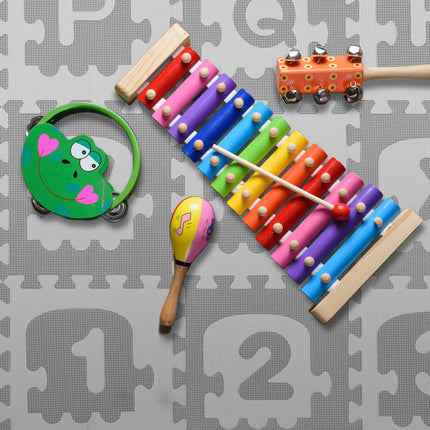 Puzzle mat with ABC and numbers