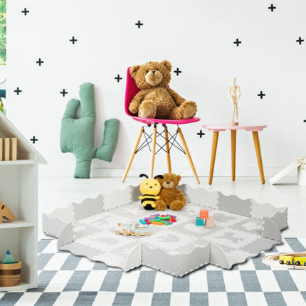 Puzzle mat with animal motifs
