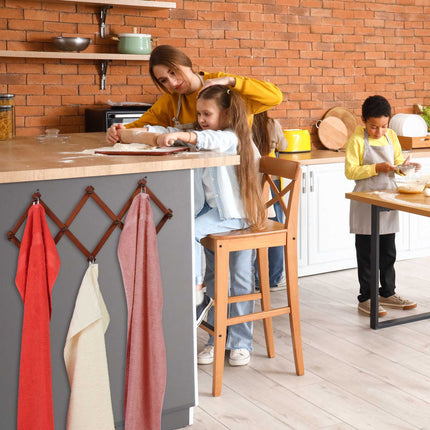 Retractable wall coat hanger in wood